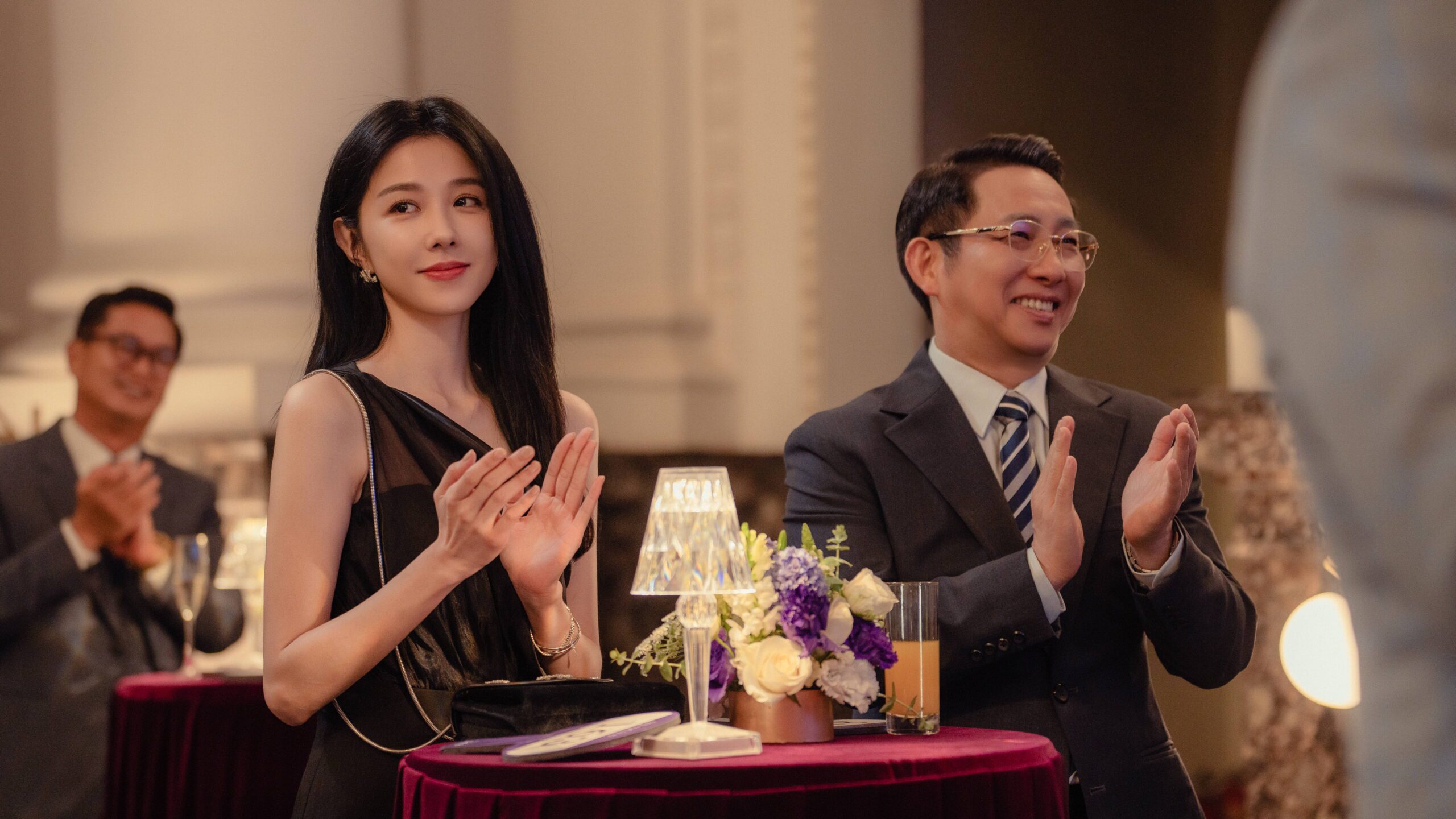 邵雨薇與屈中恆親密戲練翻身 簡嫚書對愛執著