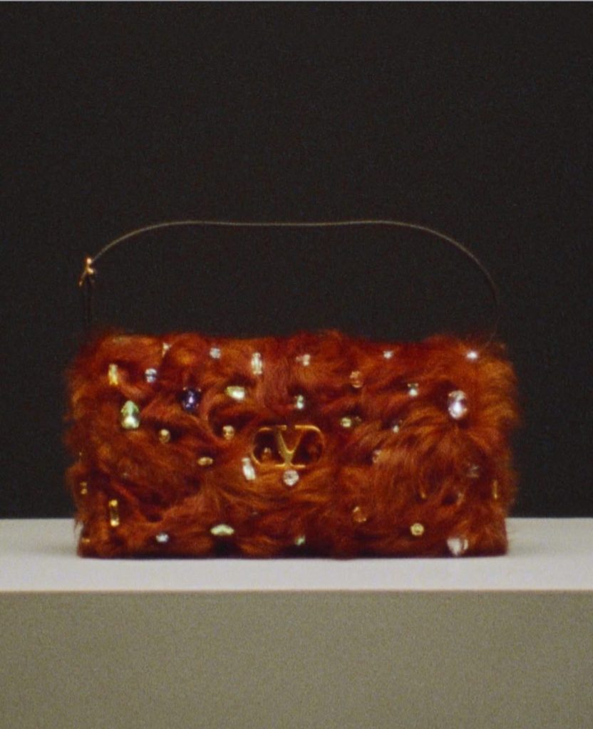 Valentino AI生成創作00003 - 報新聞 Mega News