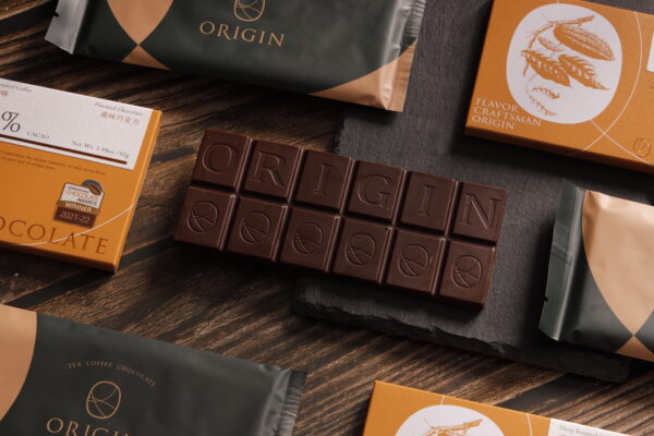 曾於 ICA 世界巧克力大賽勇奪九項大獎的精品巧克力「ORIGIN」。圖/業者提供