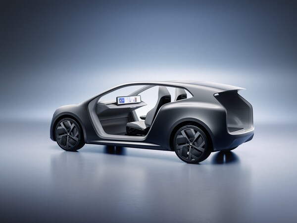 在 2026 年 Lucid 投資者日，公司介紹了 Lunar 概念車，亦即建基於中型平台而專為自動駕駛的士設計的車型。